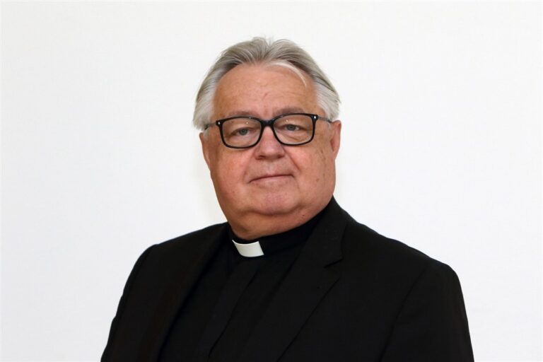 ks. Piotr Brząkalik